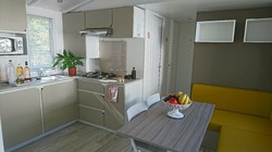 Mobil-home loggia3: 3 bedrooms-kitchen-bathroom/wc-terrace